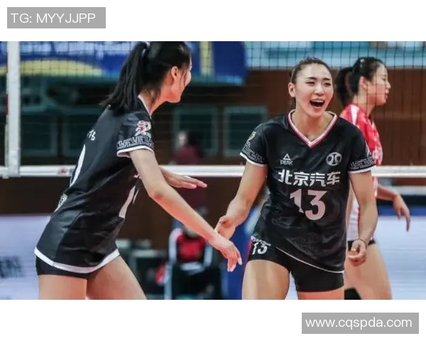 成都排球队中路突破的优势与不足分析及未来发展方向探讨