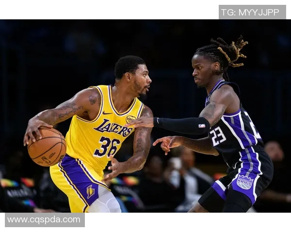 赫伯特琼斯的篮球旅程与成长故事探索他的职业生涯与个人成就